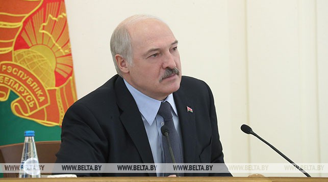 Лукашенко: мир смотрит сегодня на Беларусь, и многие страны рассчитывают на ее поддержку