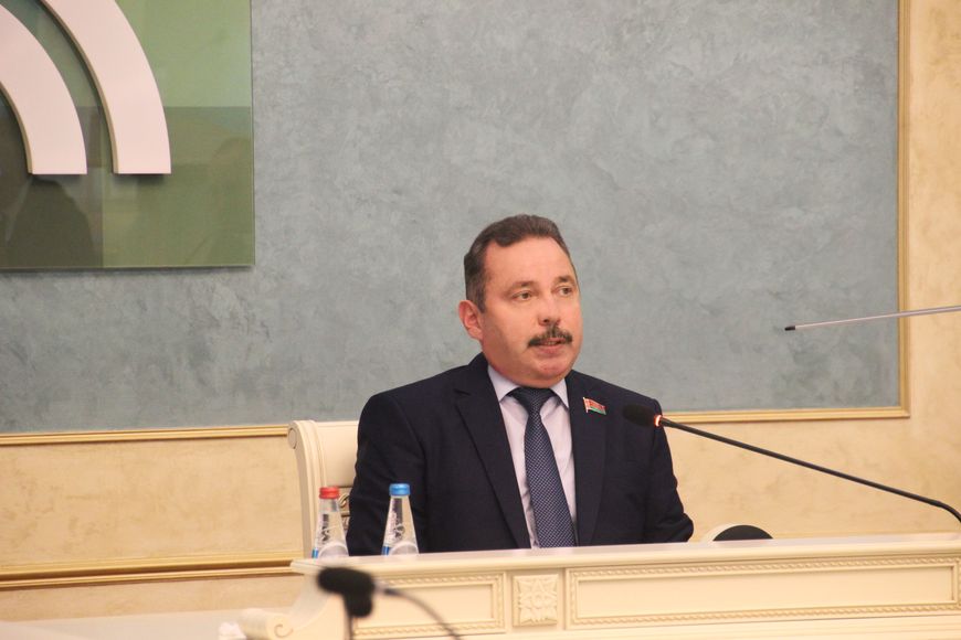 Председатель правления Беларусбанка о ВНС: молодежь необходимо активно привлекать к участию в развитии страны