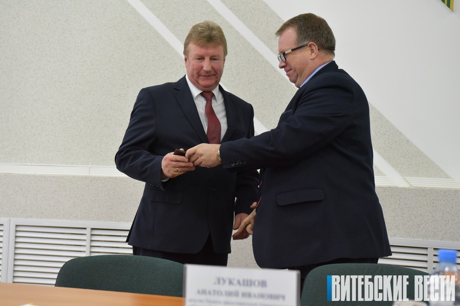 Анатолий Лукашов вновь возглавил Дубровенский райисполком
