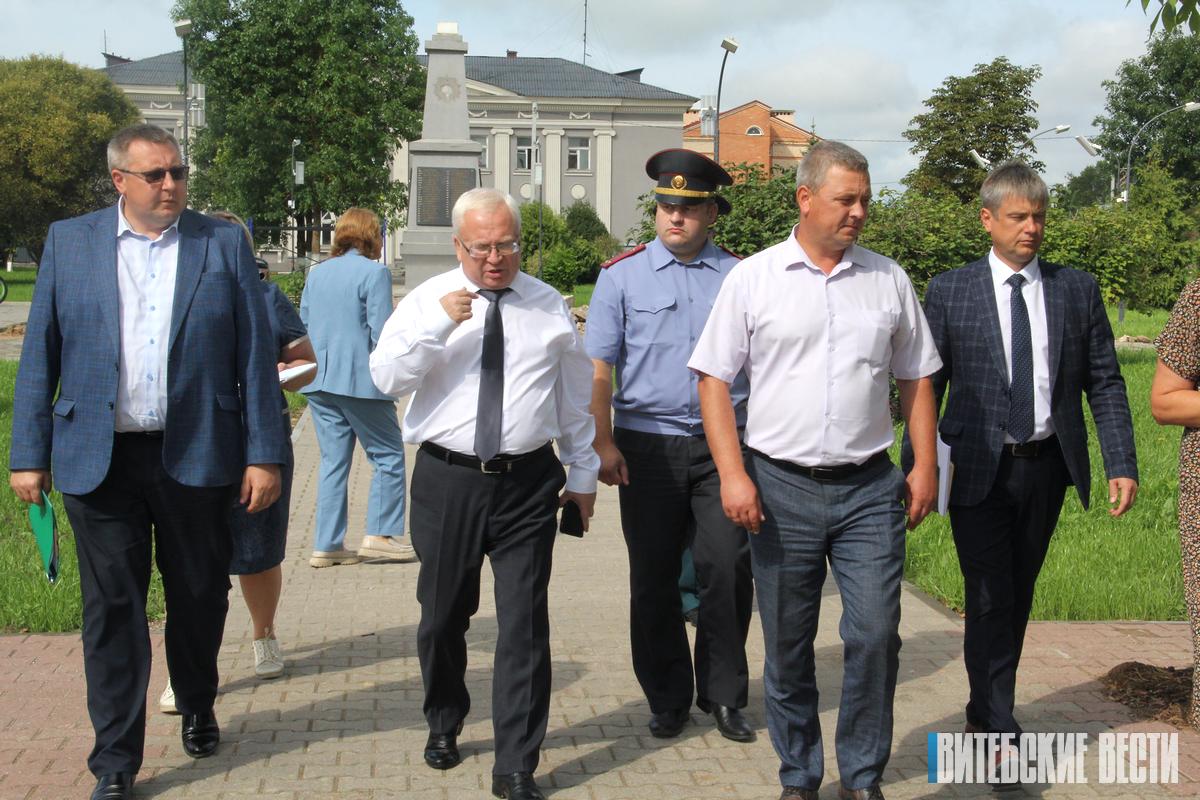 У Шаркаўшчыне праходзіць пасяджэнне рабочага штаба па падрыхтоўцы да абласнога свята працаўнікоў вёскі «Дажынкі–2023»