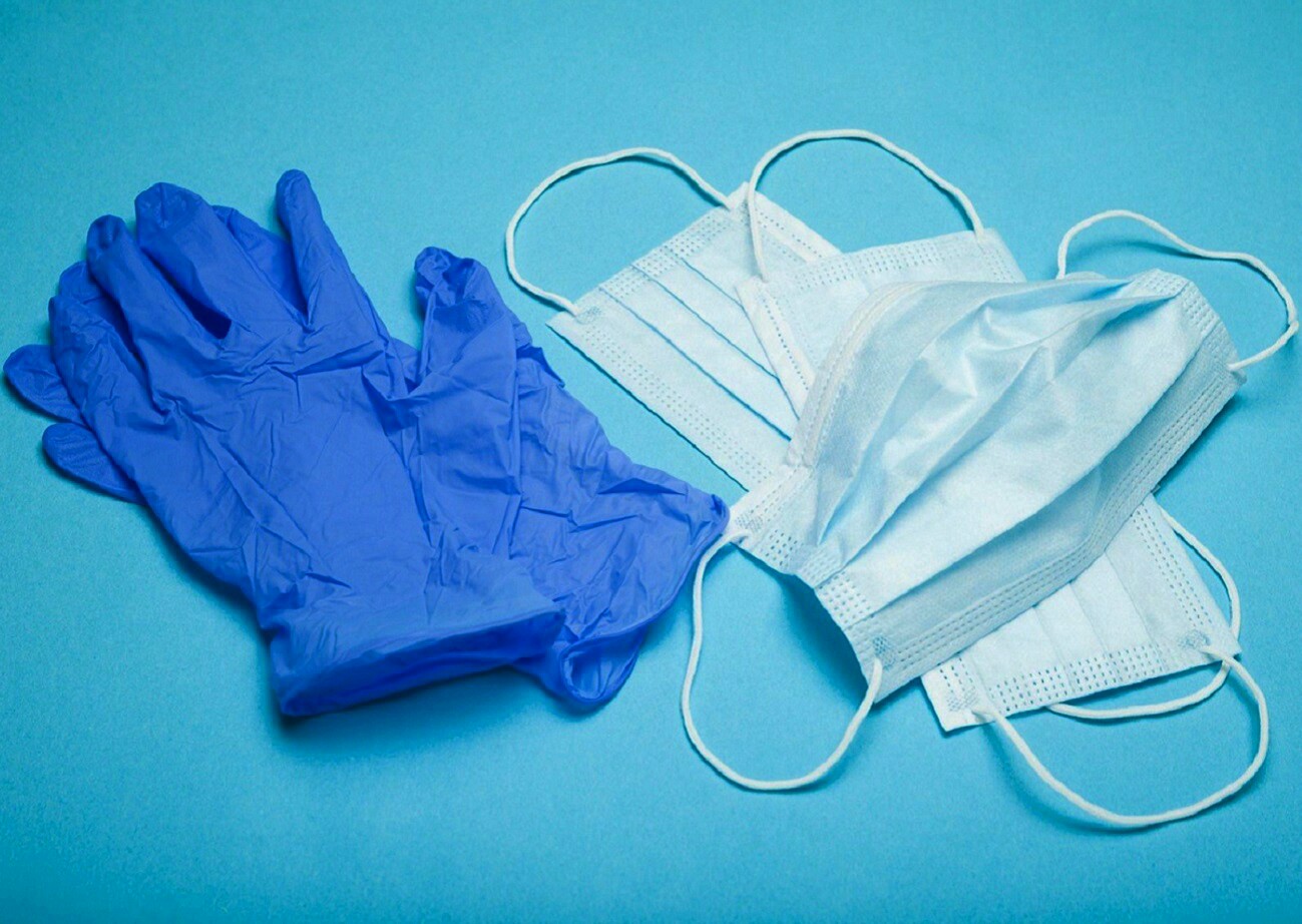 Около 4 тыс. рублей передали медикам организации Толочинского района на борьбу с коронавирусом