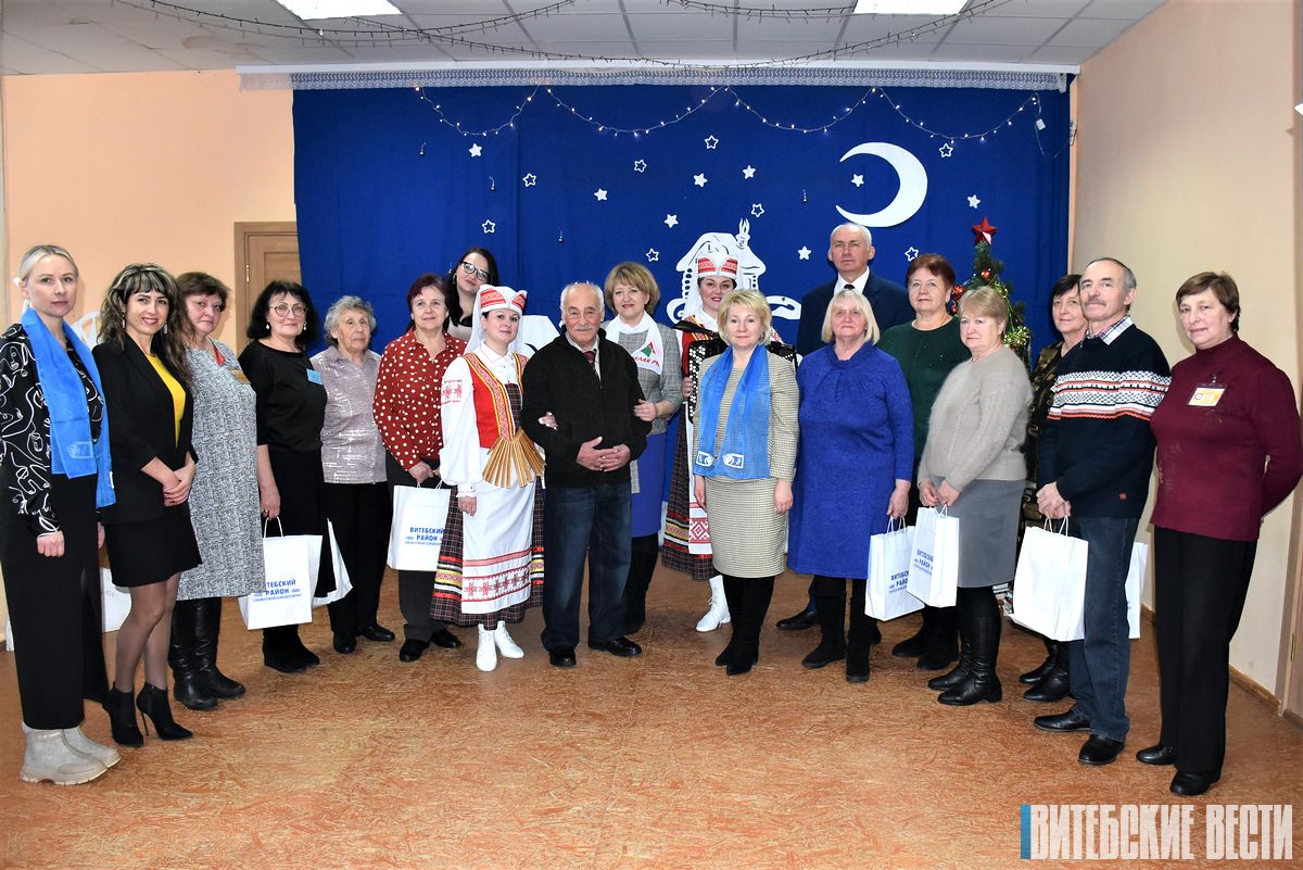 В рамках акции "От всей души" Геннадий Сабынич встретился с пенсионерами из Зароново