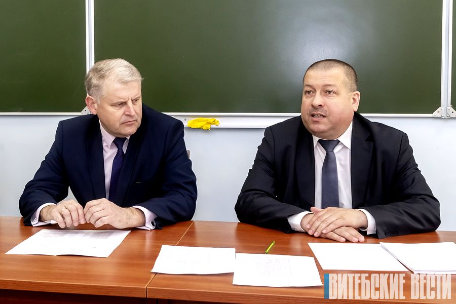 Анатолий Линевич встретился с участниками курсов повышения квалификации идеологической вертикали