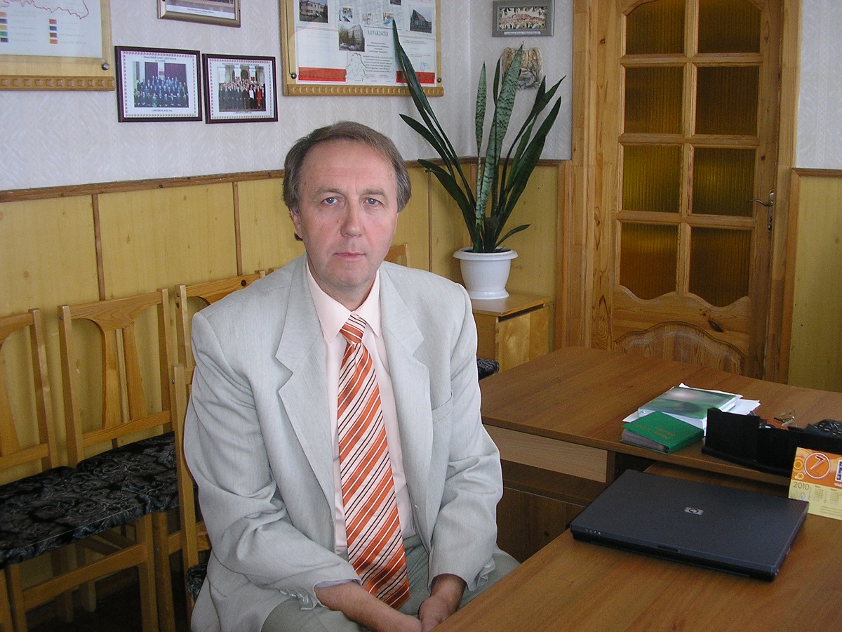 Главврач Поставской центральной  райбольницы Владимир Чекавый: «Депутат — посредник между населением и властью»