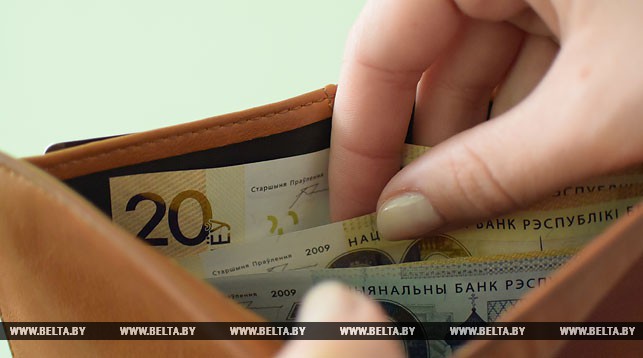 Электроэнергию по льготным тарифам в январе-сентябре оплачивали почти 84% белорусов