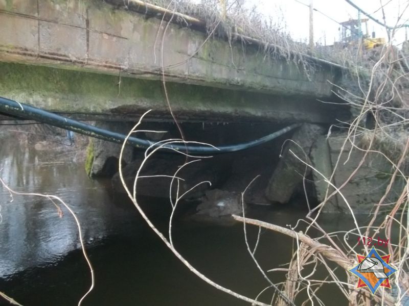 В Чашникском районе приостановлено движение по мосту через мелиоративный канал 