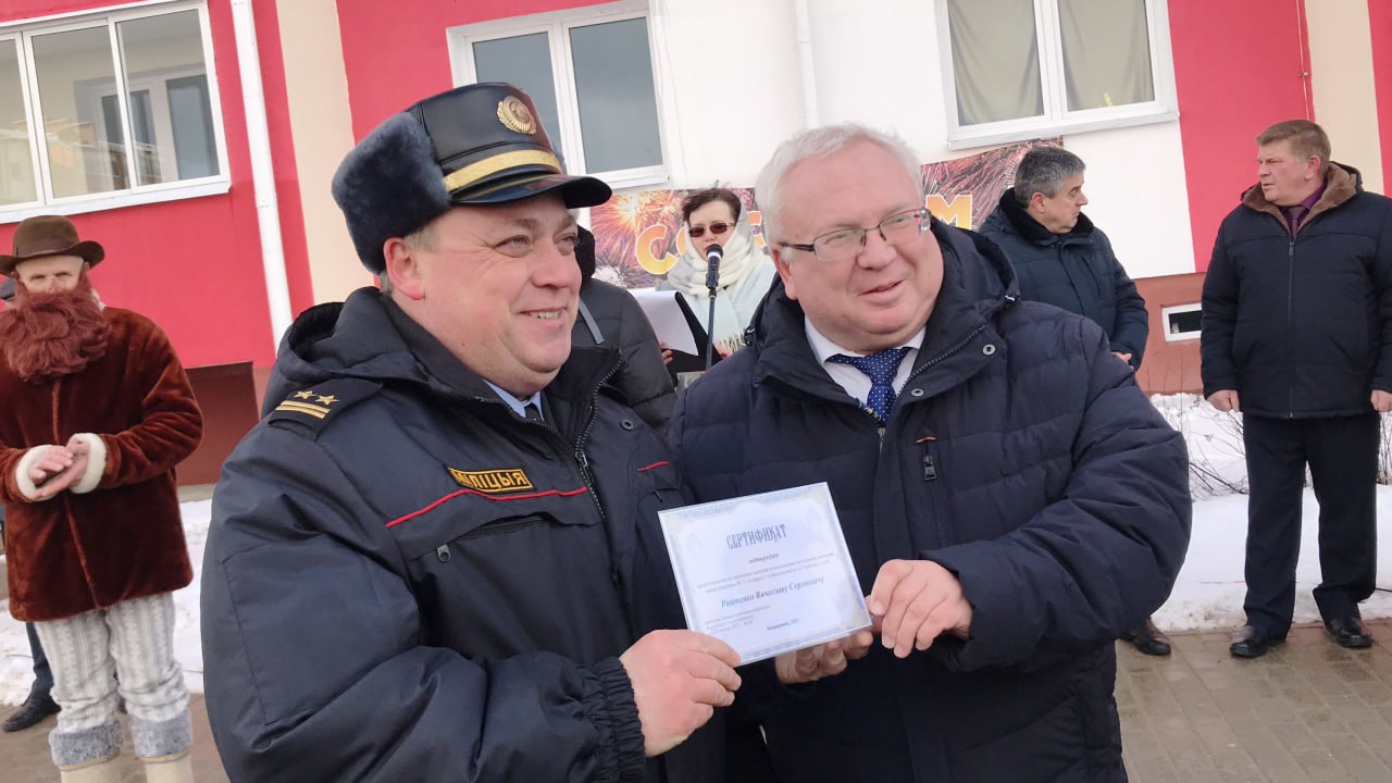 В Бешенковичах вручили ключи новосёлам от квартир в новом электродоме