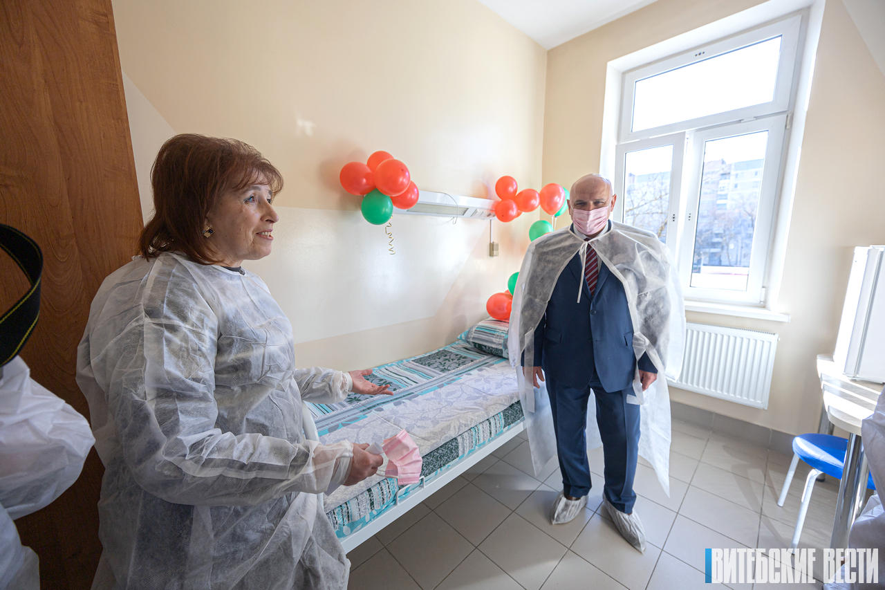 В Витебской областной инфекционной больнице открылись палаты повышенной комфортности для ветеранов войн и труда