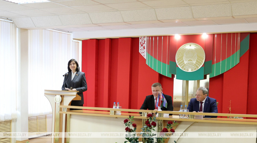 Наталья Кочанова: стране нужно прирастать с регионов, и так правильно, так должно быть
