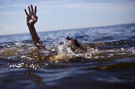 1467722757 drowning-istock