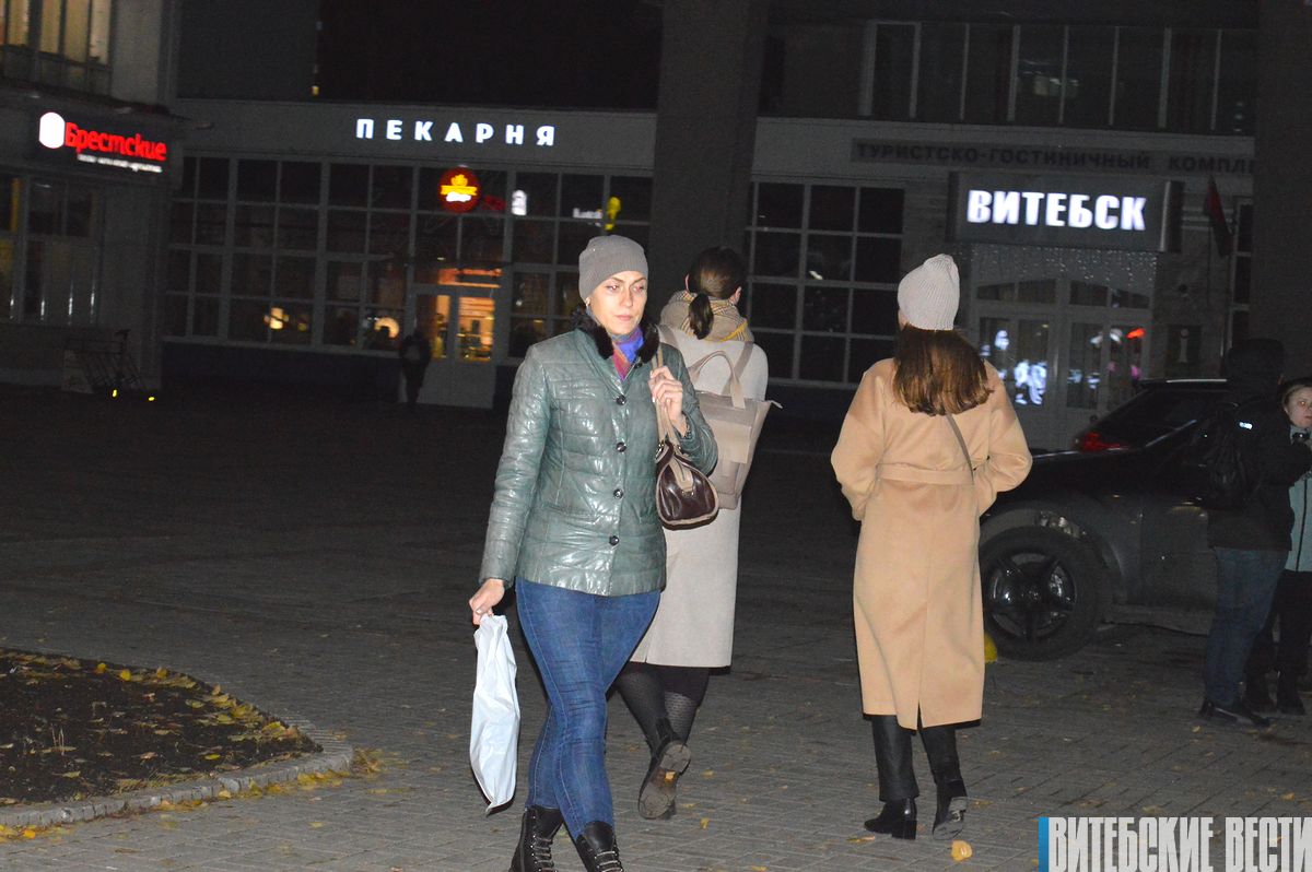 Чем живет Витебск сегодня вечером? Фоторепортаж с центральных улиц города