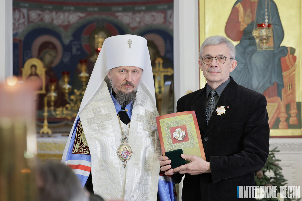 Торжественная церемония награждения причастных к возрождению Спасо-Преображенского храма XII века состоялась в Полоцке