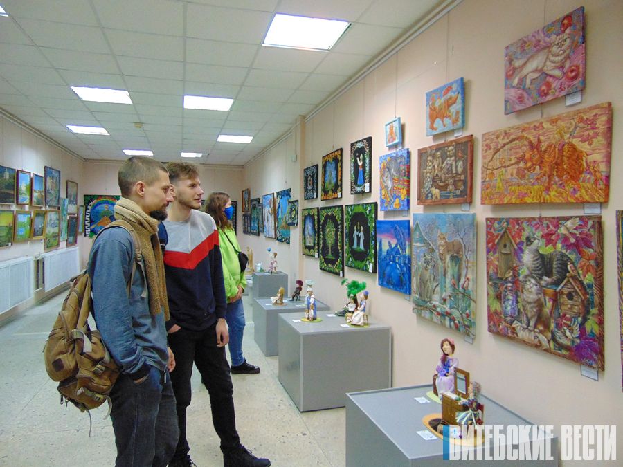 Выставка Insitus – 2020 открылась сразу в двух выставочных залах Витебска