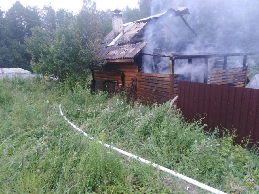 В Браславском районе сгорела баня