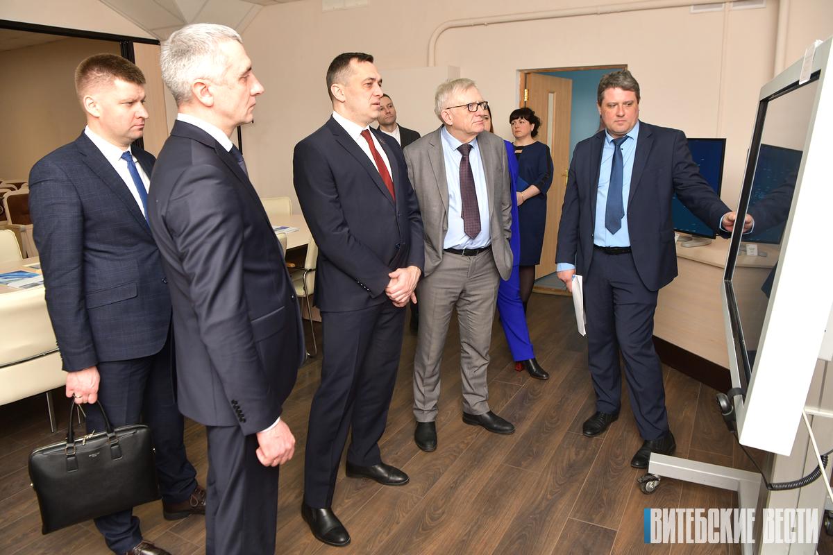 Александр Субботин посетил ОАО «Конструкторское бюро «Дисплей»