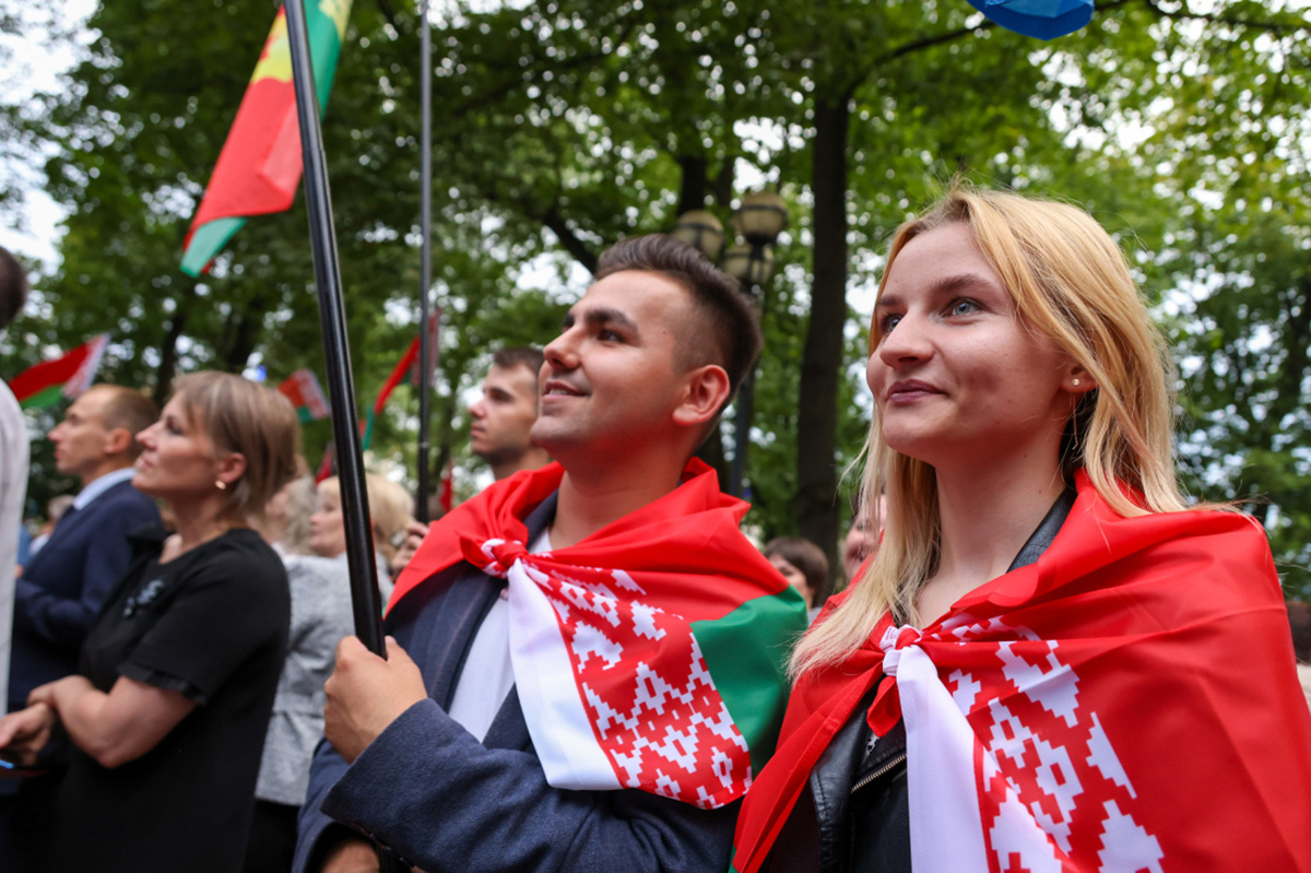 Молодежь Витебской области примет участие в областном форуме молодежных советов под знаком «Роднае маё»