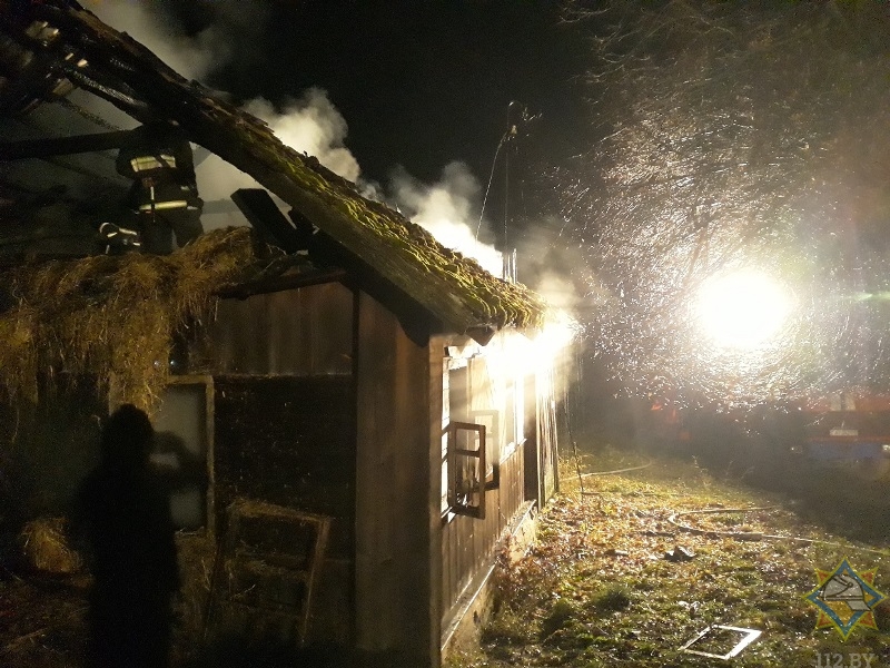 В Толочинском районе из-за непотушенной сигареты загорелся частный дом