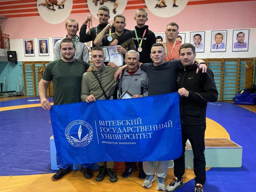 Команда Витебского госуниверситета им.П.Машерова выиграла бронзу республиканской универсиады по греко-римской борьбе