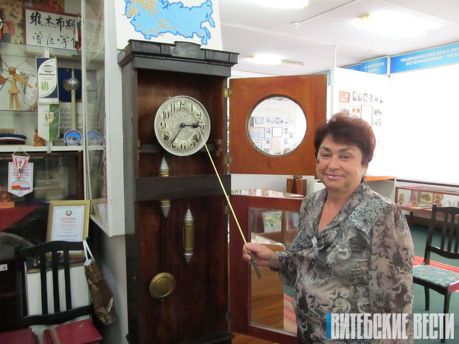 Одним из самых старинных экспонатов музея истории Витебской ветакадемии являются напольные маятниковые часы