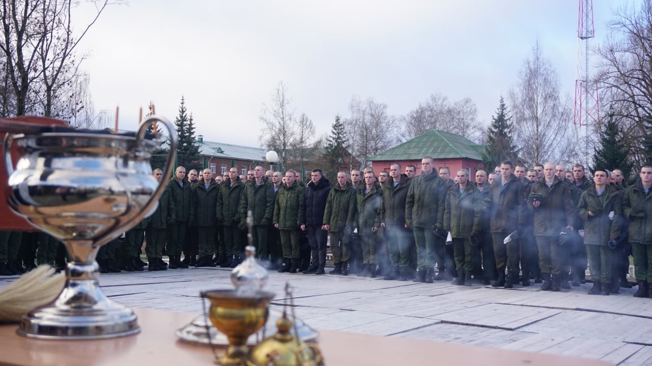 В 103-й Витебской воздушно-десантной бригаде прошло традиционное купание в праздник Крещения Господня