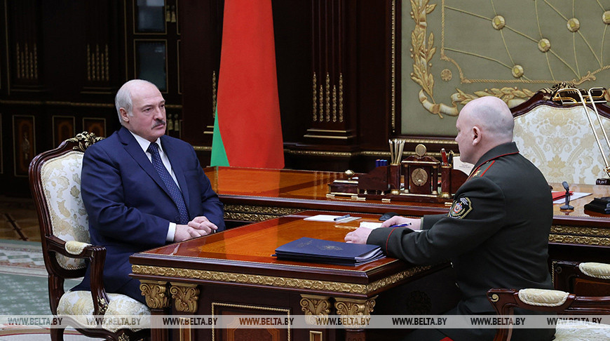 Лукашенко принял с докладом председателя КГБ Тертеля