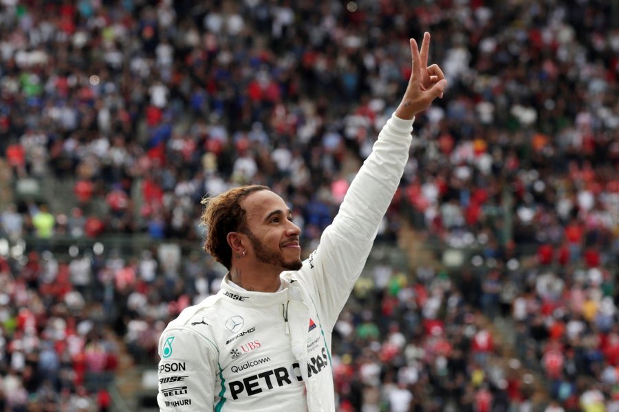 F1: Льюис Хэмилтон стал пятикратным чемпионом