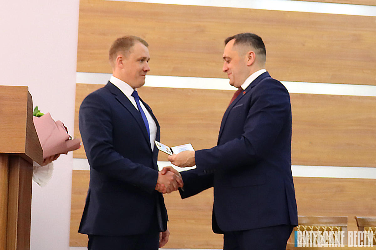 «Сделаю все, чтобы оправдать доверие»: Игорь Мороз во главе Оршанского района