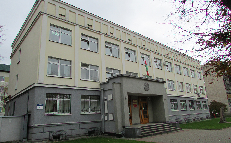 Продавец магазина в Витебске обвиняется в присвоении более 43000 рублей