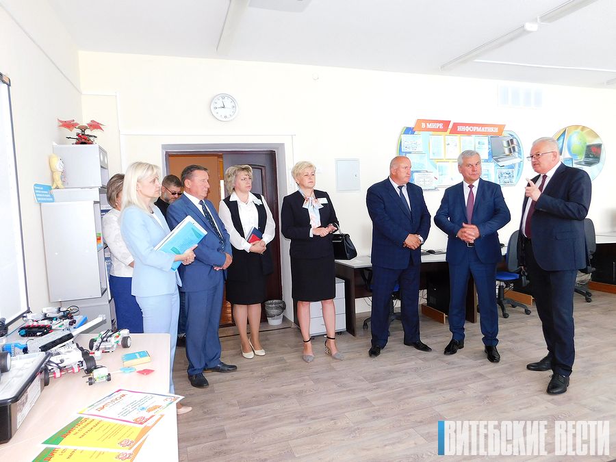 Игорь Карпенко: Глубокое готово выступить своего рода драйвером для соседних регионов в плане развития системы образования