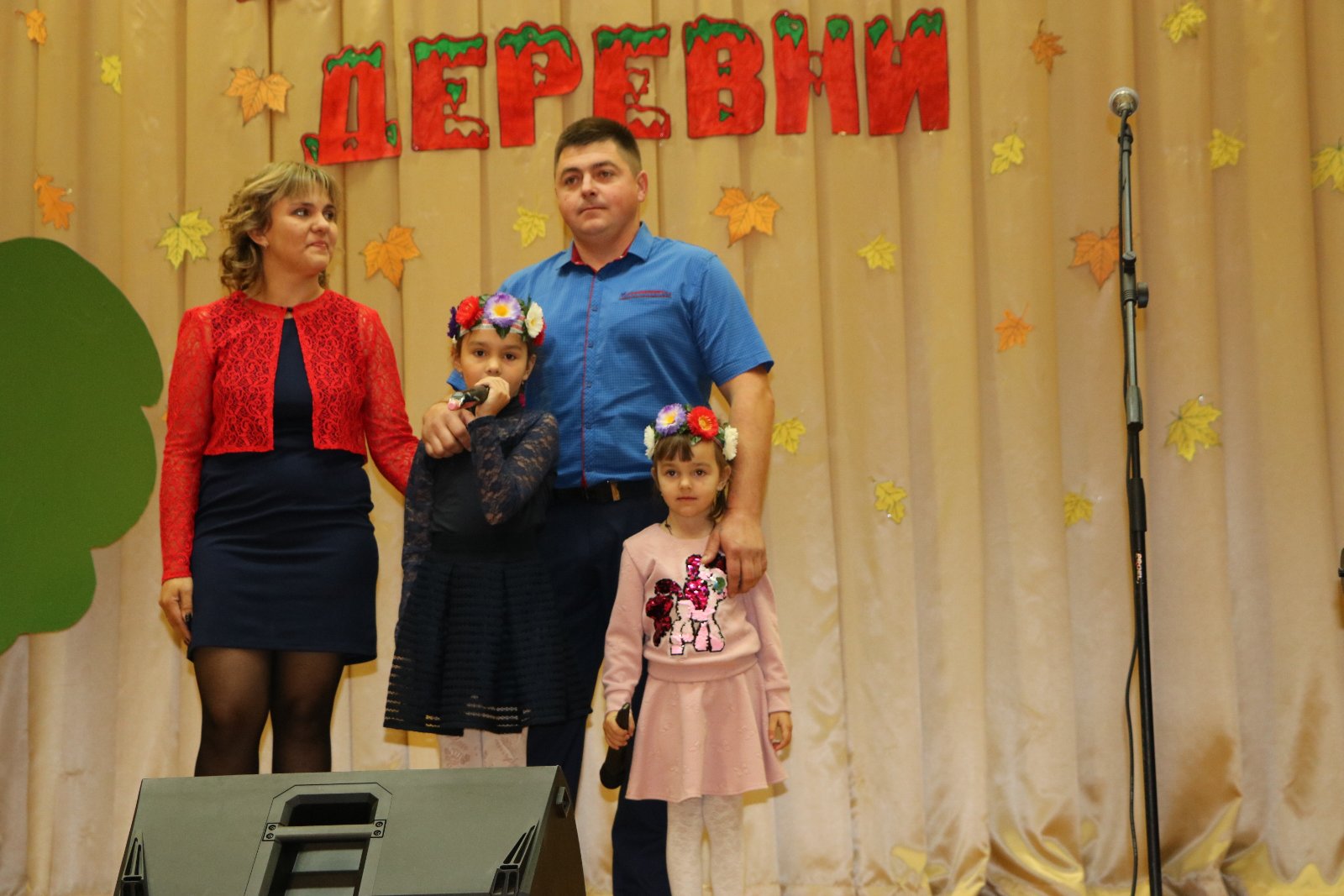Расколоть бревно и приготовить фирменное блюдо. Как прошел конкурс «Мастера деревни» на Поставщине?