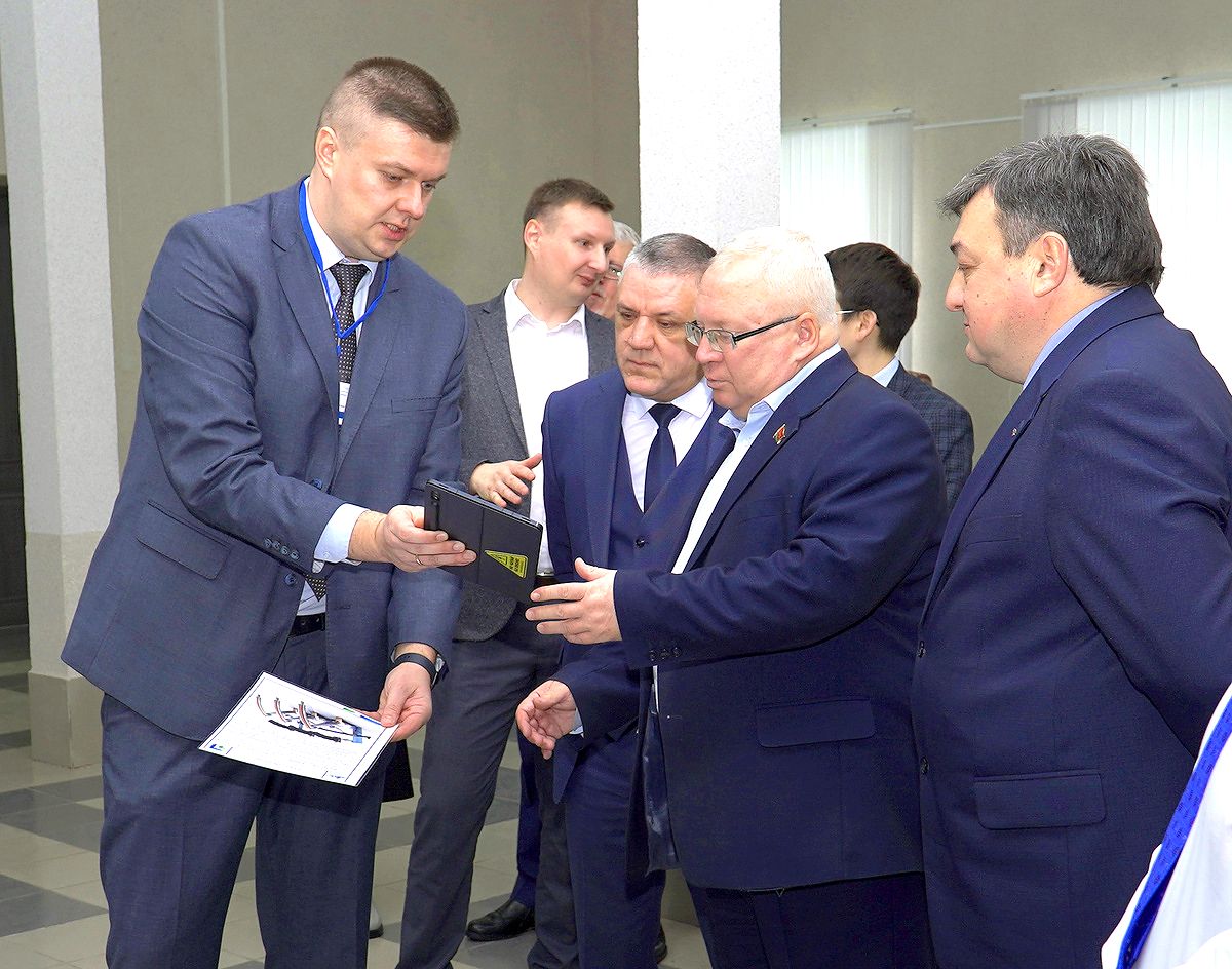 Об основах идеологии белорусского государства и практических аспектах ее реализации в РУП «Витебскэнерго» шла речь на семинаре-практикуме для идеологического актива предприятия