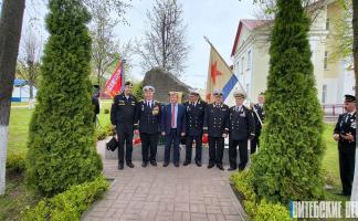 Ветераны военно-морского флота и действующие моряки Беларуси и России почтили память Александра Казарского