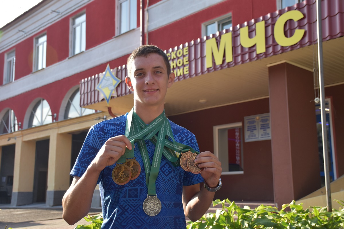 Путь к золоту, или О триумфальном выступлении 16-летнего Алексея Голубева из Витебска на чемпионате мира по пожарно-спасательному спорту