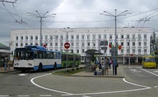 В Витебске возле железнодорожного вокзала временно будет перекрыта остановочная площадка общественного транспорта 