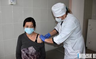 В Ушачском районе более половины жителей получили бустерную прививку, от гриппа уже привилось более трети