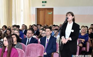 В Витебске состоялся «Большой разговор» представителей городских властей с гимназистами и школьниками