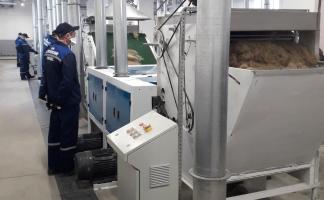 Вопросы выращивания льна накануне  весеннего сева рассмотрели на  Дубровенском льнозаводе