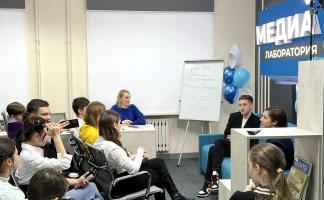 Блогер-миллионник Никита Удановский встретился с юными блогерами в Витебске 