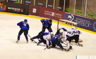 производственный. график для трех сотрудников. календарь на февраль 2021г. режим работы в праздничные дни. смена работы в феврале.