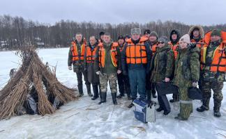 В Витебской области проходит объявленная Минприроды акция «Сделаем лунки — спасем рыбу от замора!»