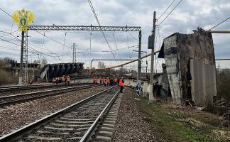 Белорусская железная дорога предупреждает о возможных изменениях в графике поездов из-за обрушения моста в Смоленской области