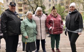 Большая уборка малой родины: Дмитрий Демидов вместе с членами Белорусской партии «Белая Русь» присоединились к субботнику