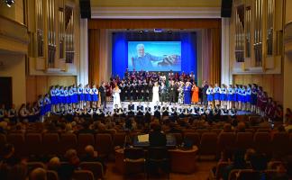 В Витебской областной филармонии прошел праздничный концерт, приуроченный к 90-летию со дня рождения Евгения Крылатова
