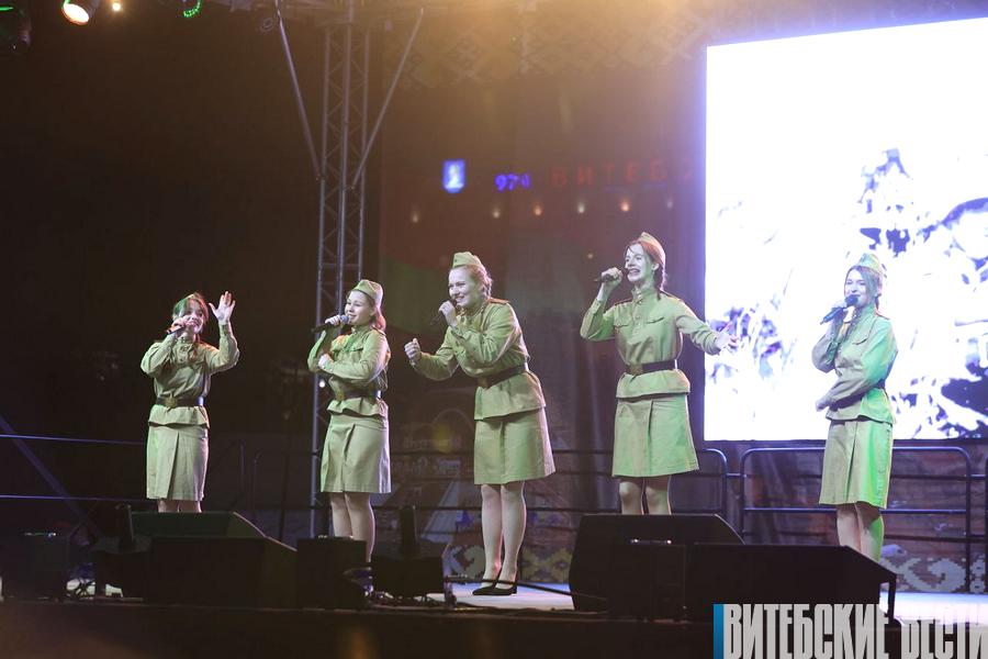 Празднование Дня Победы в Витебске завершилось концертом 