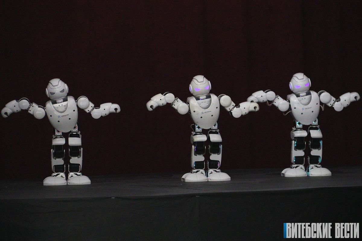 В Витебске открылась выставка роботов: будущее уже здесь