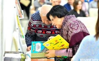 Алесь Карлюкевіч прэзентаваў новую кнігу “Старонкі віцебскага краязнаўства” 