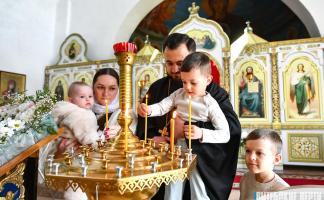 История семьи отца Антония из Витебска: как вера и любовь помогают воспитывать троих сыновей