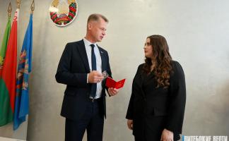 Торжественное вручение ордена Матери прошло в администрации Октябрьского района Витебска