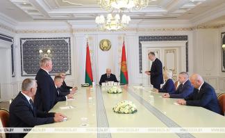 Новые послы и ротации в министерствах. Александр Лукашенко провел кадровый день