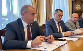 Александр Субботин проводит кадровый день